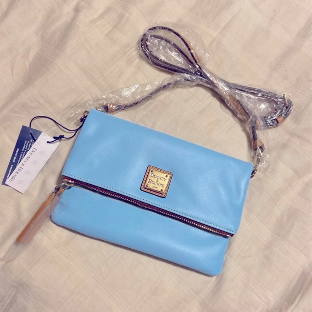 Dooney & Bourke crossbody bag